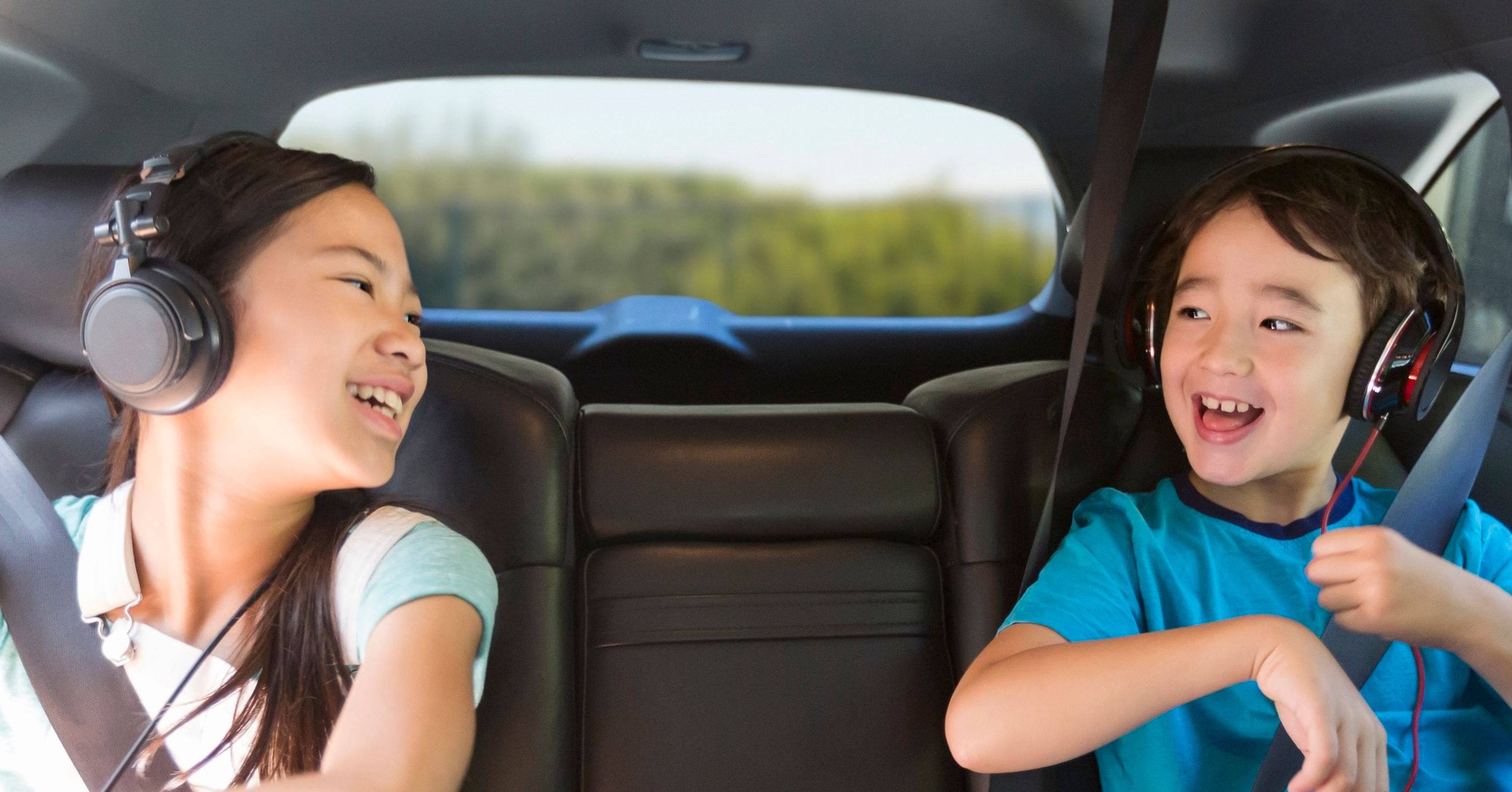 Family road trip playlist ideas for memorable journeys