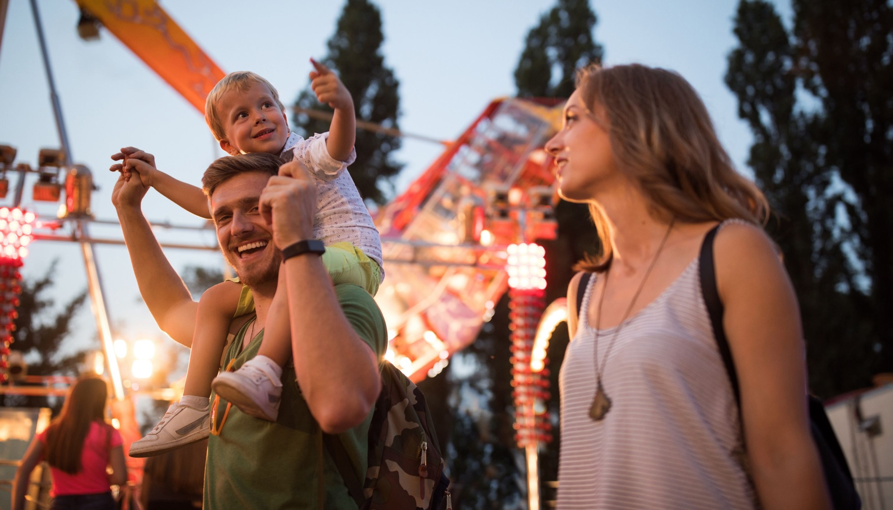 Family enjoying attractions in San Diego